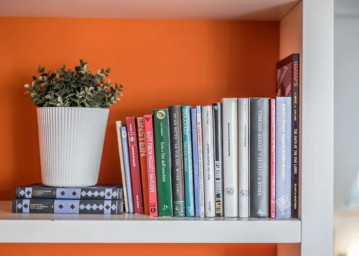 The Orange Attic - Navigli דירה