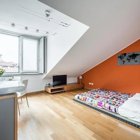 Апартаменты The Orange Attic - Navigli Милан